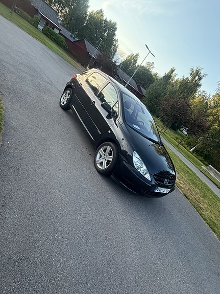 Peugeot 307 3 of 5
