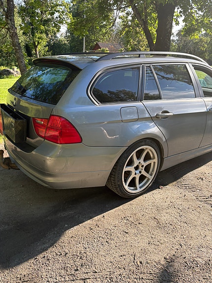 BMW 320d 6 of 14