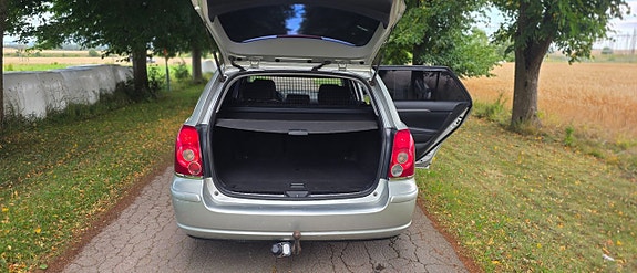 Toyota Avensis 19 of 19