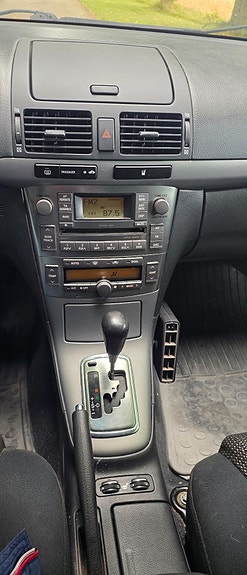 Toyota Avensis 15 of 19