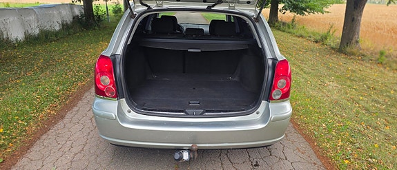 Toyota Avensis 18 of 19