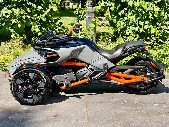 Can-Am Spyder F3 S Special Series 4 of 5