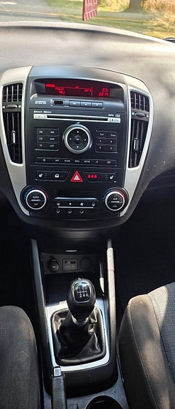 Kia Ceed 14 of 17