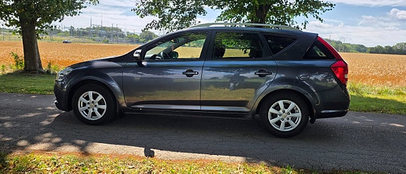 Kia Ceed 8 of 17