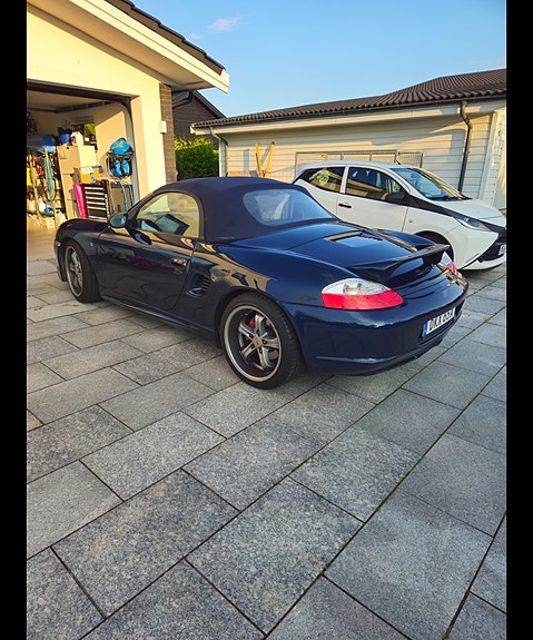 Porsche Boxster 5 of 7