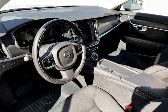 Volvo V90 5 of 9