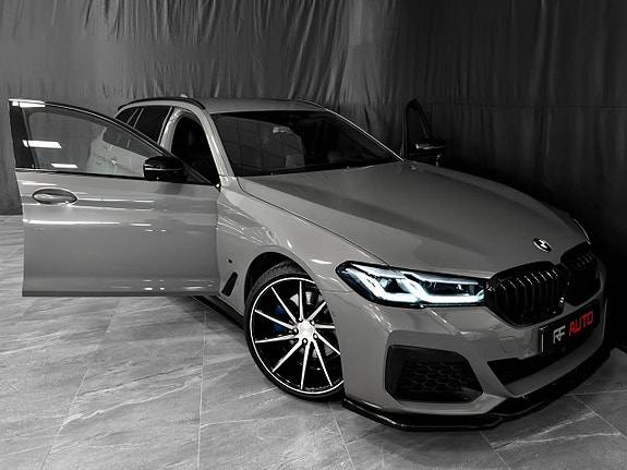 BMW 520d 4 of 5