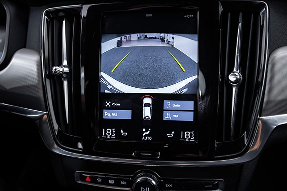 Volvo V90 24 of 30