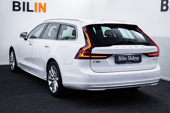 Volvo V90 11 of 30