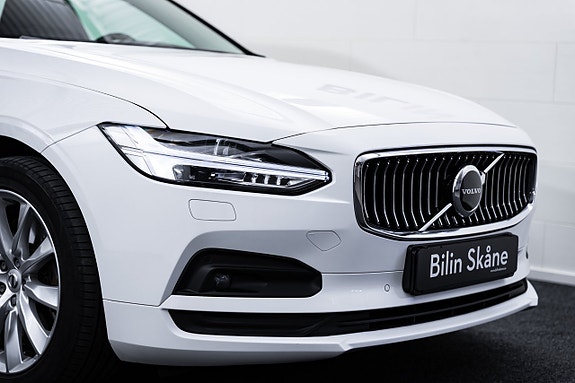 Volvo V90 3 of 5
