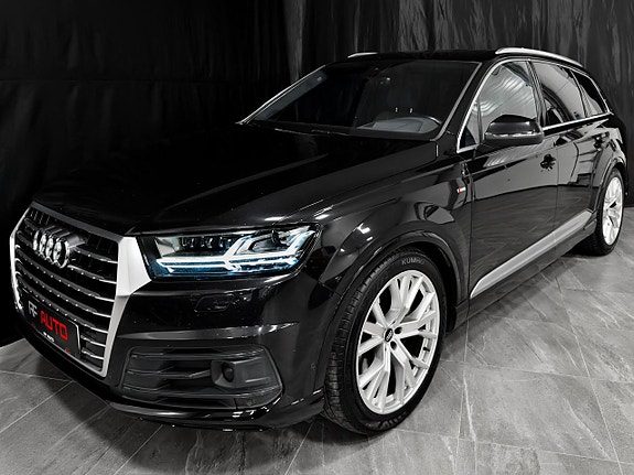 Audi Q7 3 of 5