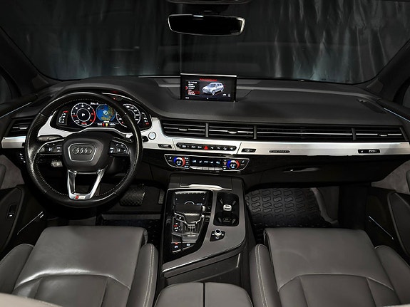 Audi Q7 22 of 30