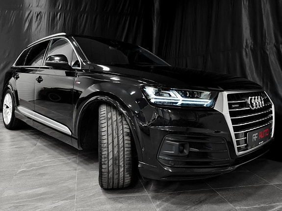 Audi Q7 6 of 30