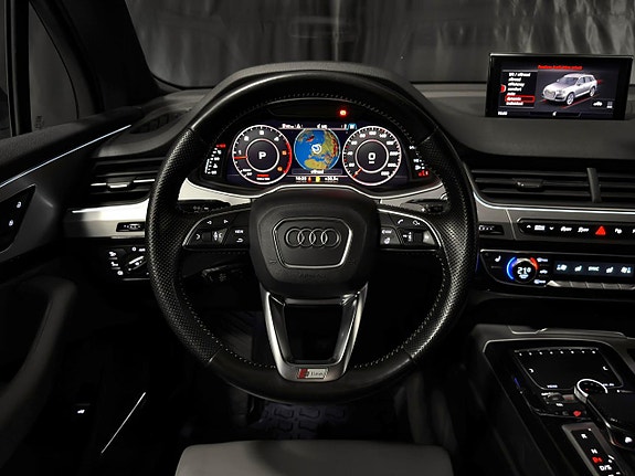 Audi Q7 23 of 30