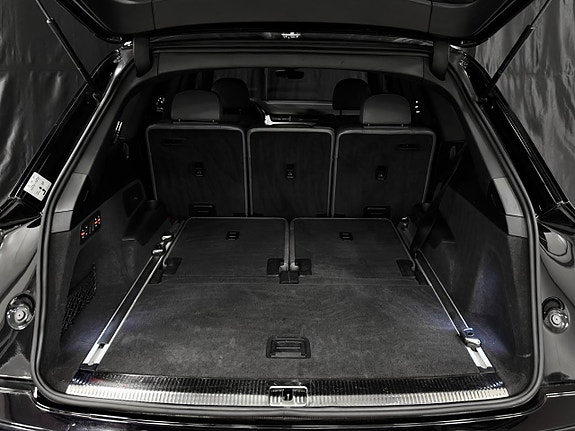 Audi Q7 17 of 30