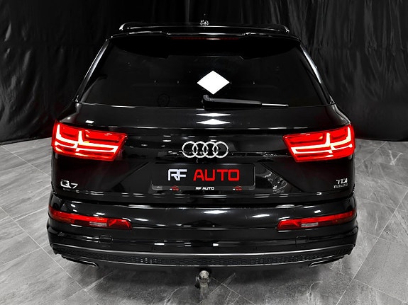 Audi Q7 14 of 30