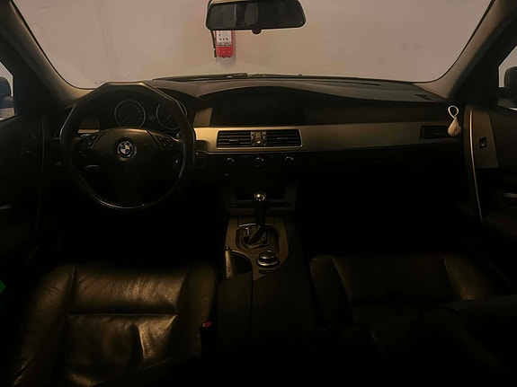 BMW 520d 8 of 9