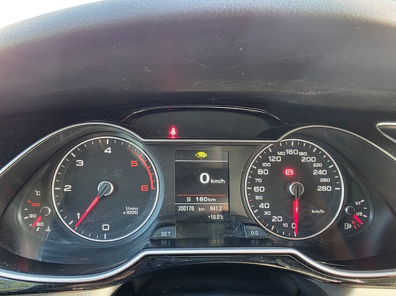 Audi A4 6 of 10