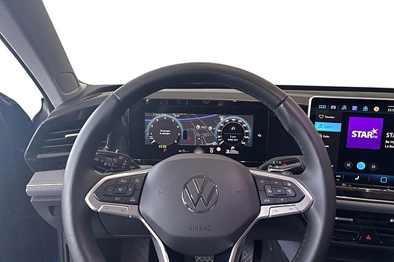 Volkswagen Passat 7 of 14