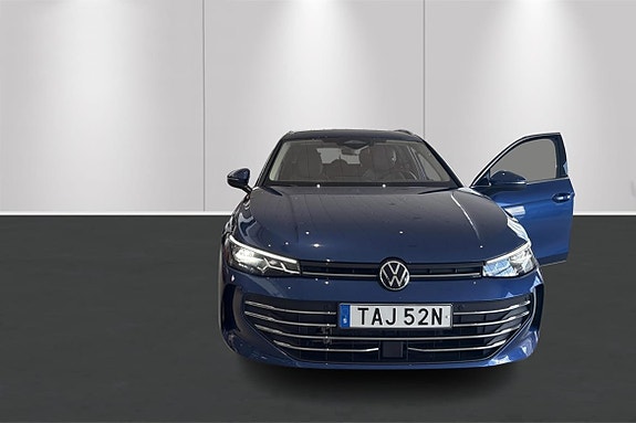 Volkswagen Passat 5 of 5
