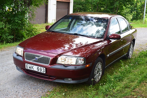 Volvo S80 4 of 5