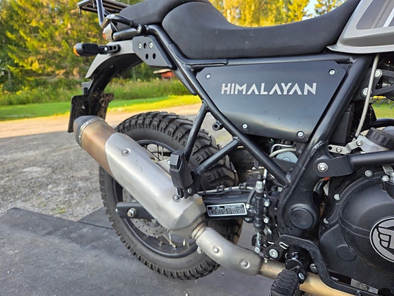 Royal Enfield Himalayan 411 17 of 18