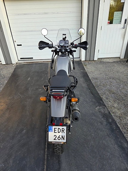 Royal Enfield Himalayan 411 6 of 18