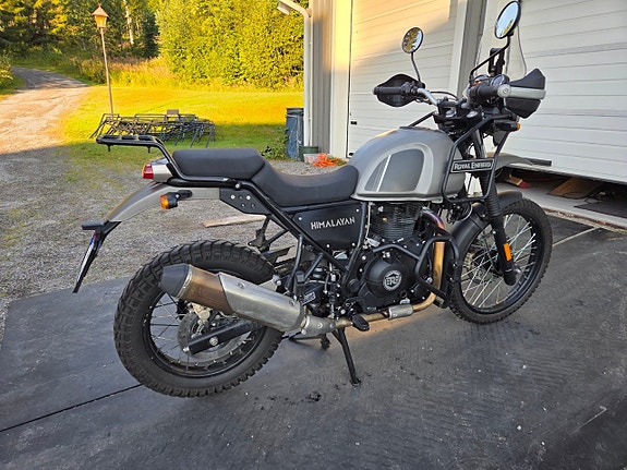 Royal Enfield Himalayan 411 3 of 5