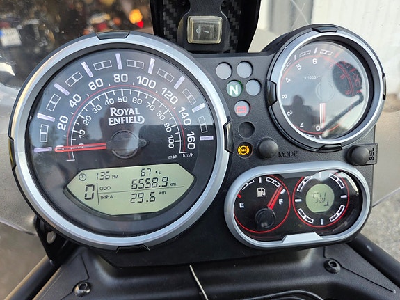 Royal Enfield Himalayan 411 8 of 18