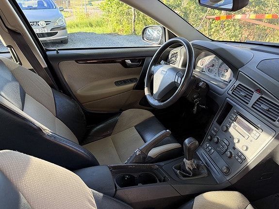 Volvo S60 13 of 17
