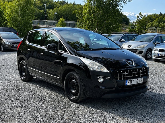 Peugeot 3008 2 of 5
