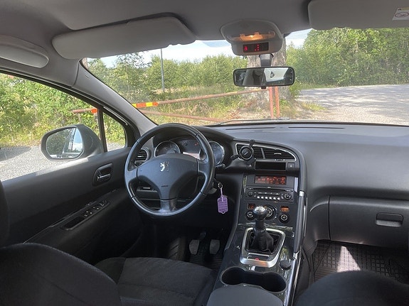 Peugeot 3008 9 of 18
