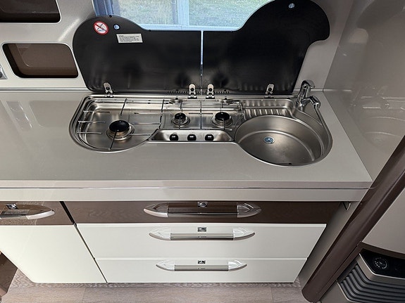 Hobby 560 UL Premium Mover AC Förtält Markis Cykelställ 4 of 14