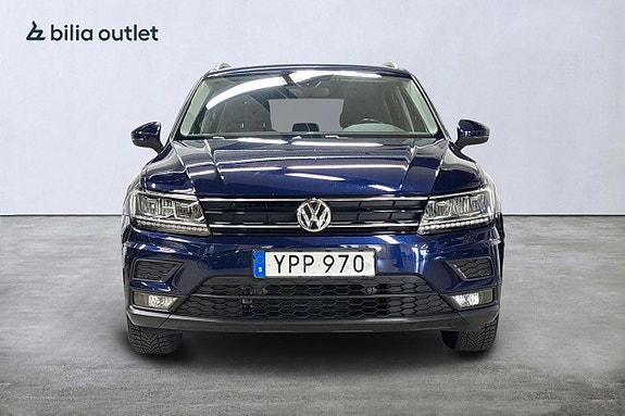 Volkswagen Tiguan 3 of 5