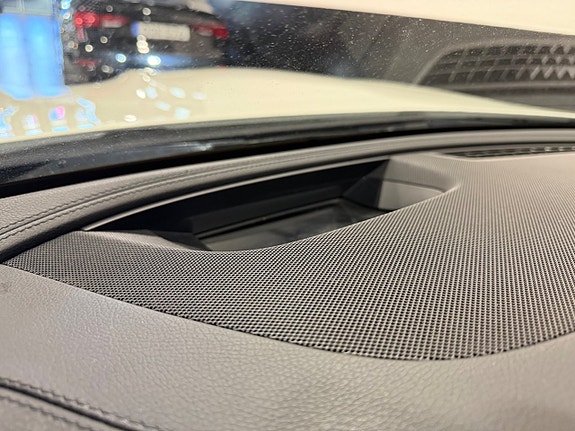 Mercedes-Benz E63 18 of 22