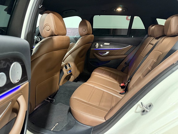 Mercedes-Benz E63 15 of 22