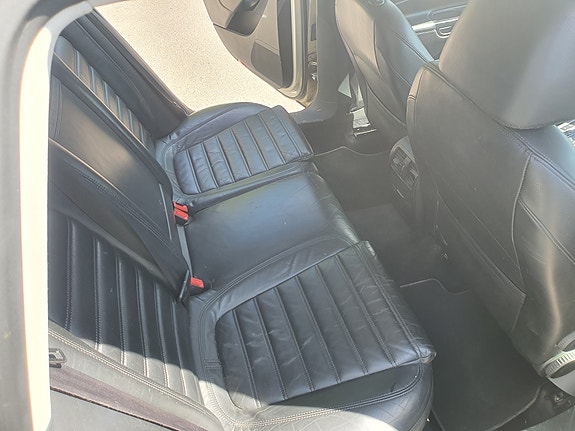Volkswagen Passat 8 of 11