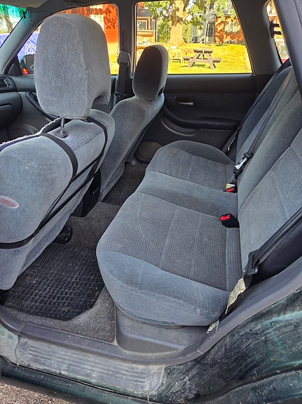 Subaru Legacy 5 of 5