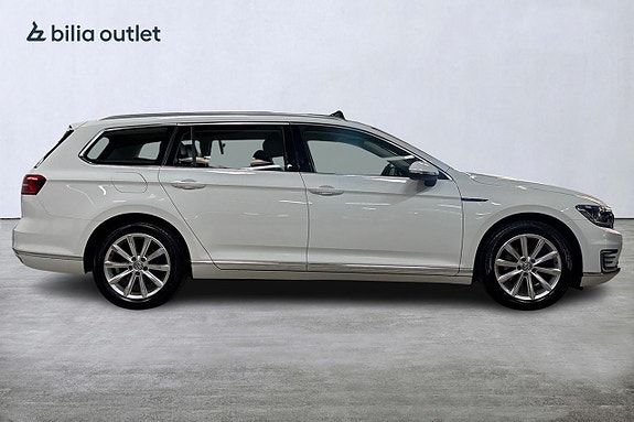 Volkswagen Passat 5 of 5