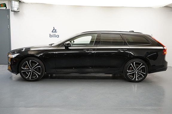 Volvo V90 2 of 5