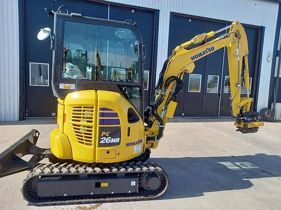 Komatsu PC26MR-5 4 of 9