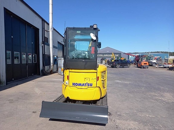 Komatsu PC26MR-5 5 of 9