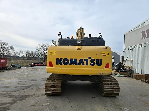 Komatsu PC 240 LC-11 2 of 14