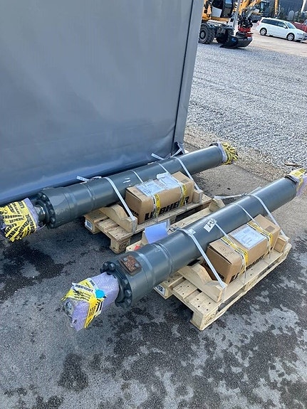 Liebherr Hydraulcylindrar / lyftcylindrar R980 2 of 9