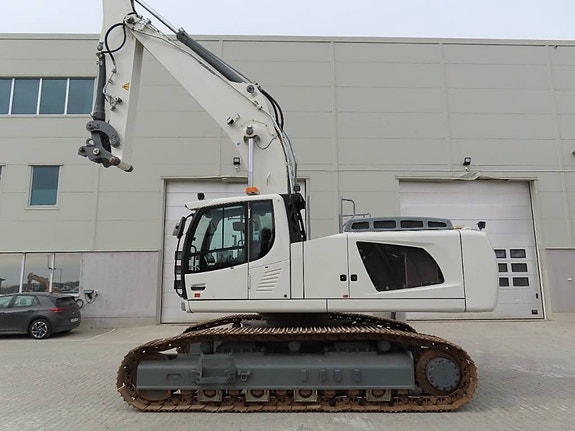 Liebherr R 946 LCV 11 of 16