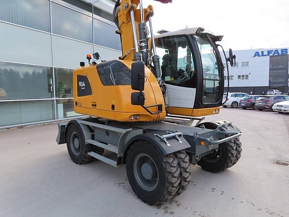 Liebherr A 914 Compact Litronic 5 of 8