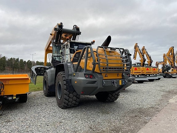Liebherr L580 XPower Log Handler 3 of 3