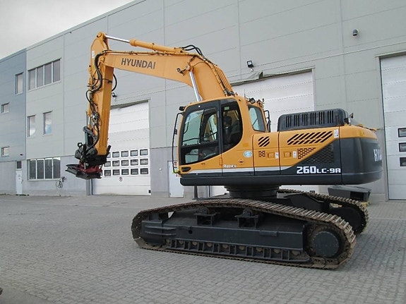Hyundai Robex 260 LC-9 A 4 of 19