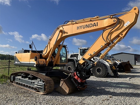 Hyundai Robex 260 LC-9 A 8 of 19