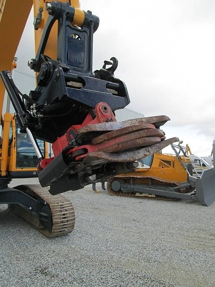 Hyundai Robex 260 LC-9 A 11 of 19